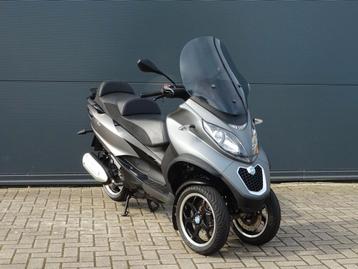 PIAGGIO MP3 300 LT sport 2015 handvatverwarming Mat grijs beschikbaar voor biedingen