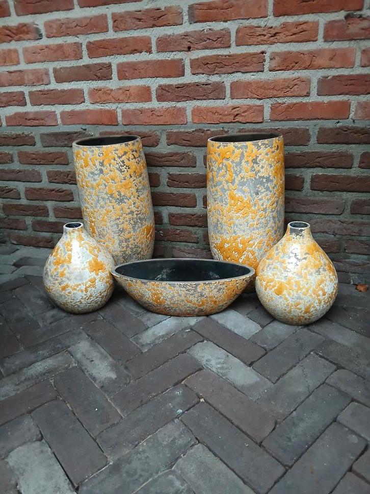 Bloempottenset Okergeel/Grijs, Huis en Inrichting, Woonaccessoires | Vazen, Gebruikt, Geel, Minder dan 50 cm, Aardewerk of Porselein