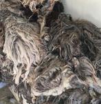 Heideschnuke vacht stukken lange lokken bruin/ grijs, Ophalen of Verzenden, Nieuw, Spinwol