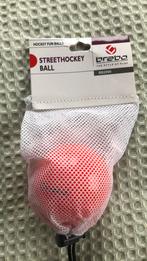 Brabo street hockey ball. Nieuw in verpakking, Sport en Fitness, Hockey, Nieuw, Bal, Ophalen of Verzenden