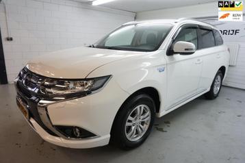 Mitsubishi Outlander 2.0 PHEV Business Edition / NAVI / NAP  beschikbaar voor biedingen