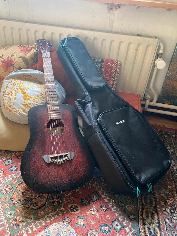 Harley Benton Delta Blues T, Muziek en Instrumenten, Snaarinstrumenten | Gitaren | Akoestisch, Zo goed als nieuw, Klassieke of Spaanse gitaar