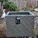 🖐   LET OP DE GROTE MAAT  !                  💥 PLANTENBAK, Ophalen, Steen, Minder dan 60 cm, Vierkant