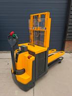 Jungheinrich EJD 220 dubbelstock stapelaar, Doe-het-zelf en Verbouw, Palletwagens en Pompwagens, Ophalen, Zo goed als nieuw