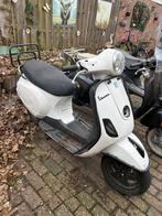 Uitzoeken 150€  per stuk loop/sloop vespa en andere, Fietsen en Brommers, Scooters | Vespa, Ophalen, Gebruikt, Benzine