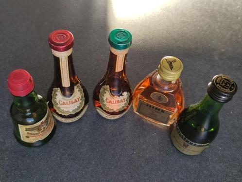 Diverse Miniatuur oude drankflesjes, Antiek en Kunst, Curiosa en Brocante, Ophalen of Verzenden