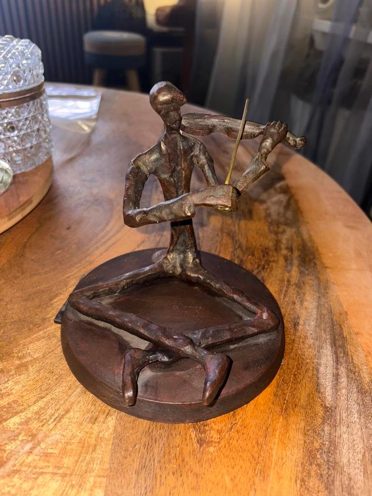 Bronzen beeld violist sculptuur van Alberto Giacometti, Antiek en Kunst, Antiek | Koper en Brons, Ophalen of Verzenden