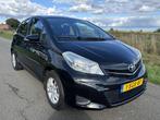 Toyota Yaris 1.0 VVT-i Now Airco / PDC / Trekhaak /APK 10-20, Auto's, Toyota, Euro 5, Stof, Gebruikt, Parkeersensor