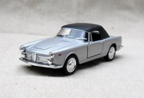 Alfa romeo 2600 spider, gesloten softtop. Welly 1/40., Hobby en Vrije tijd, Modelauto's | 1:43, Nieuw, Auto, Overige merken, Ophalen of Verzenden