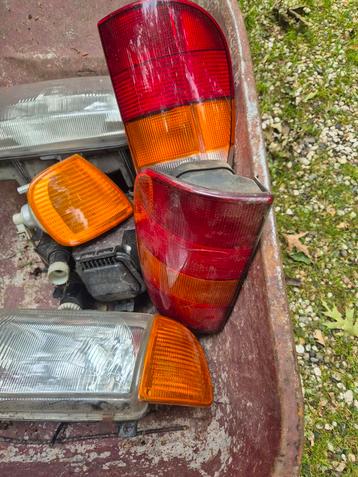 Verlichting VW Caddy 2002 voor en axhter beschikbaar voor biedingen