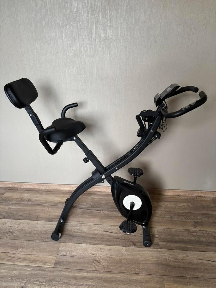 BluMill X Bike opklapbare hometrainer, Sport en Fitness, Fitnessmaterialen, Zo goed als nieuw, Overige typen, Armen, Ophalen