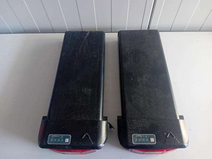 2 stuks defecte fiets accu Matrabike, Llobe City 36V, Fietsen en Brommers, Fietsaccessoires | Fietsaccu's, Gebruikt, Ophalen of Verzenden