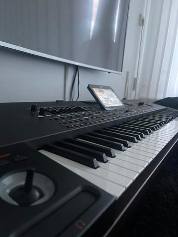 Korg pa4x 76 oriental + sustainpedaal en standaard. beschikbaar voor biedingen