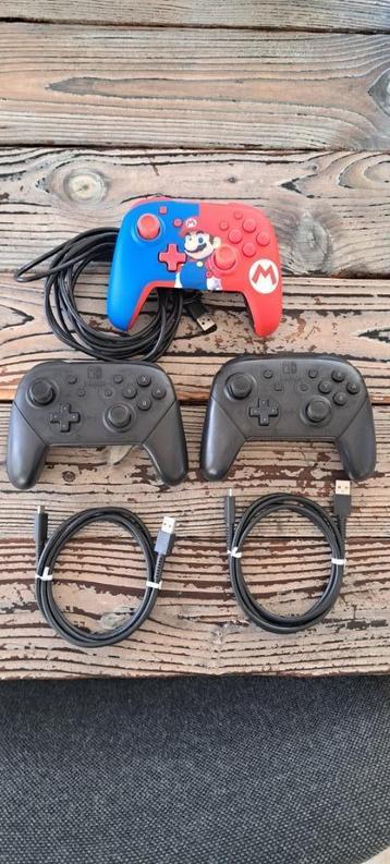 Zeer nette Nintendo switch controllers beschikbaar voor biedingen