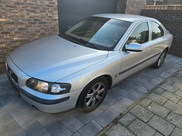 Volvo S60 2.4 170PK 2001 Grijs beschikbaar voor biedingen