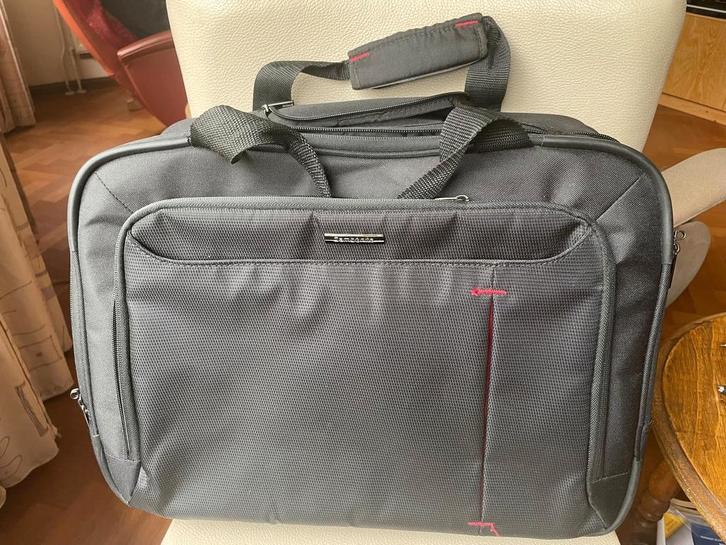 Laptop tas, partituren koffer, rolkoffer, samsonite, Computers en Software, Laptoptassen, Zo goed als nieuw, Trolleytas, 17 inch of meer