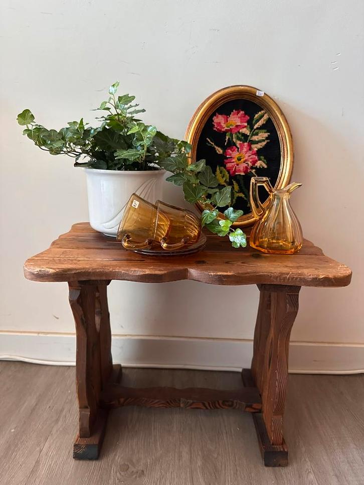 Houten bijzettafeltje krukje, Antiek en Kunst, Antiek | Woonaccessoires, Ophalen of Verzenden