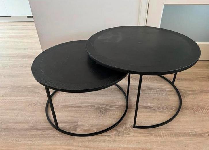 Zwarte Salontafel Set (metaal), Huis en Inrichting, Tafels | Salontafels, Gebruikt, Minder dan 50 cm, 50 tot 100 cm, Rond, Metaal
