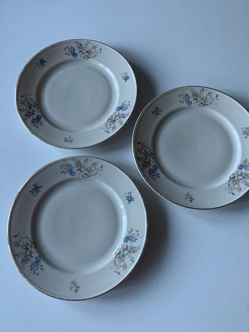 3 vintage I. Kronester Bavaria porseleinen ontbijtborden beschikbaar voor biedingen