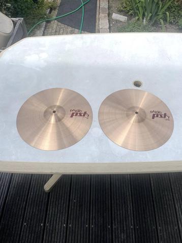 paiste 14 inch hi hat bekkens beschikbaar voor biedingen