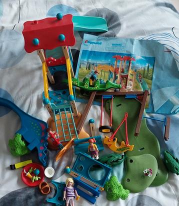 Playmobil speeltuin en extra beschikbaar voor biedingen