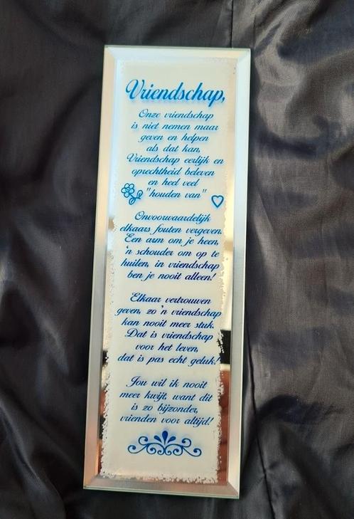 Spiegel gedicht "Vriendschap" 18x6 cm. Puntgaaf!, Huis en Inrichting, Woonaccessoires | Spiegels, Zo goed als nieuw, Minder dan 50 cm