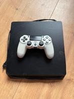 PS4 Slim 500GB + Controller + Games, Spelcomputers en Games, Spelcomputers | Sony PlayStation 4, Ophalen of Verzenden, Met 1 controller