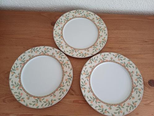 Koffietijd servies 3 pizzaborden of grote borden, Huis en Inrichting, Keuken | Servies, Zo goed als nieuw, Bord(en), Effen, Aardewerk