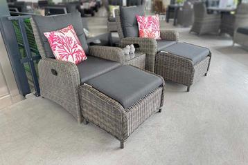 Florida Verstelbare Loungeset 2 Lounge Tuinstoelen Laag Tafe beschikbaar voor biedingen