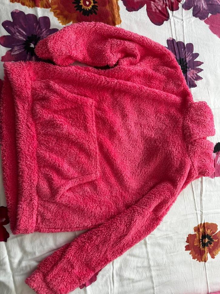 Roze teddy hoodie – zacht, warm en comfortabel S, Kleding | Dames, Huispakken, Zo goed als nieuw, Roze, Ophalen