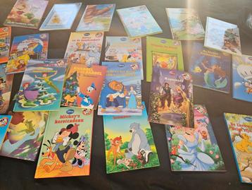 Disney  reeks  boekjes inc cd. Zien  er nog heel netjes uit. beschikbaar voor biedingen