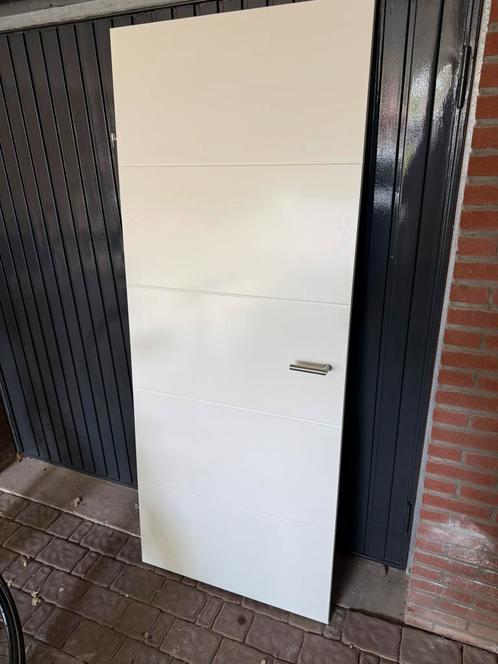 Opdekdeur Arne & Bodil binnenmaat 211x83cm wit linksdraaiend, Doe-het-zelf en Verbouw, Deuren en Horren, Zo goed als nieuw, Binnendeur