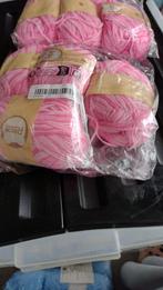 8 bollen voor, Hobby en Vrije tijd, Breien en Haken, Ophalen of Verzenden, Zo goed als nieuw, Breien of Haken, Wol of Garen