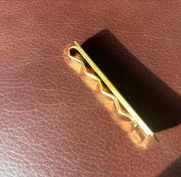 Gouden Dasspeld - Nieuwstaat beschikbaar voor biedingen