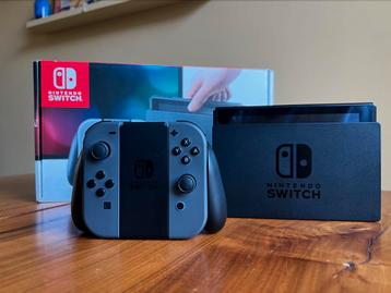 Nintendo Switch | 2 games | 3 Controllers | Doos & hoesje beschikbaar voor biedingen