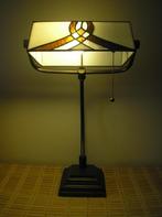 Tiffany bureaulamp (groot model), Huis en Inrichting, Lampen | Tafellampen, Ophalen of Verzenden, Zo goed als nieuw, Glas, 50 tot 75 cm
