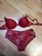 Soho Street Slip Maat 38 en beugelbh mt 80c, Soho Street, Ophalen of Verzenden, Rood, Setje