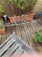 2 smeedijzeren hekwerk ornamenten, Antiek en Kunst, Ophalen