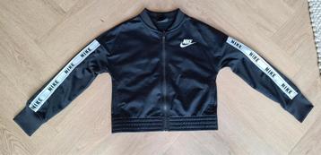 Nike trainingsjasje beschikbaar voor biedingen