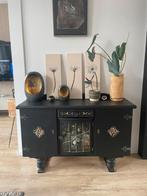 Mooi zwart antiek kastje met glas in lood, Huis en Inrichting, Kasten | Dressoirs, Ophalen, 50 tot 100 cm, 25 tot 50 cm, Glas