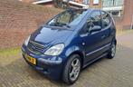 Zeer goed onderhouden Mercedes A140 2001 Blauw - 119.567 km, Auto's, 47 €/maand, Origineel Nederlands, Te koop, 5 stoelen