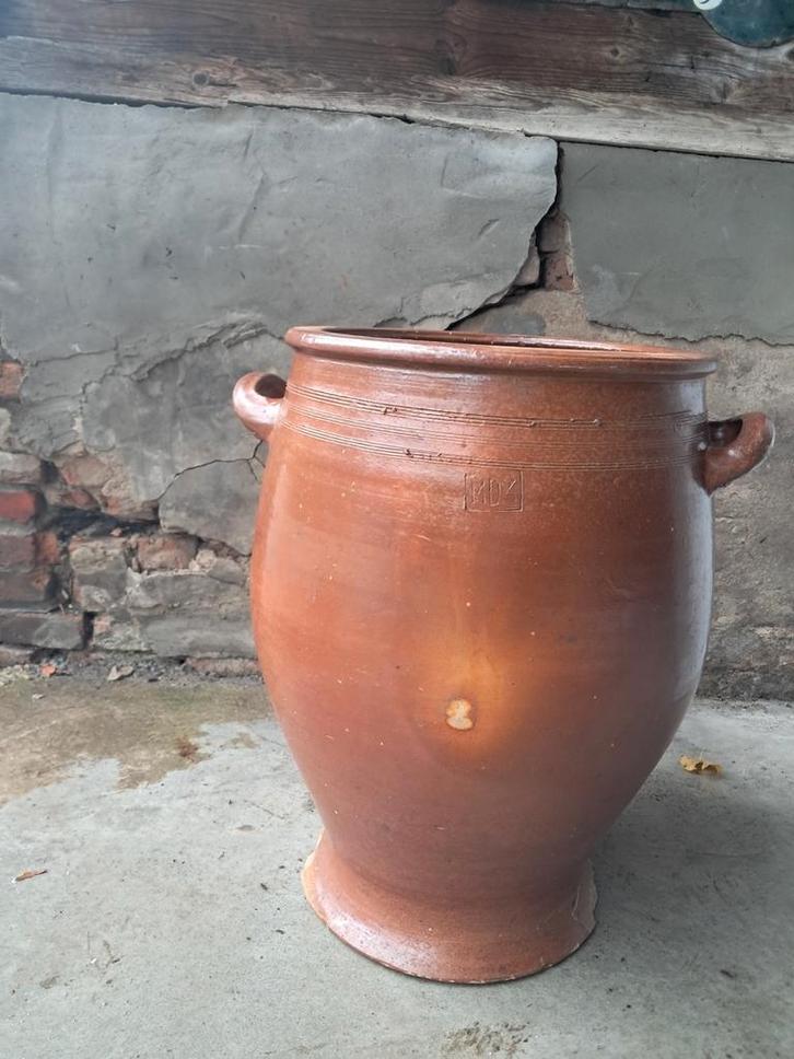Oude aardewerk pot met oren, Antiek en Kunst, Antiek | Keramiek en Aardewerk, Ophalen of Verzenden