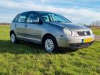 Volkswagen Polo 1.4 55KW 2005 Grijs, Auto's, Origineel Nederlands, Te koop, Zilver of Grijs, 5 stoelen