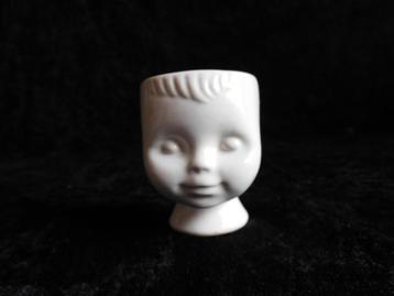 Vintage bloempotje met kindergezichtje, hg 8,5 cm, afm. 8,5x beschikbaar voor biedingen