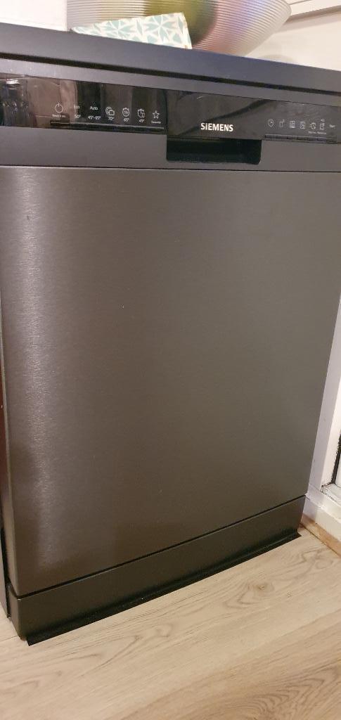 Vaatwasser Siemens SN23EC03ME - iQ300 vrijstaand 1 jr oud, Huis en Inrichting, Keuken | Keukenbenodigdheden, Zo goed als nieuw