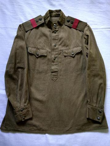 Russische Sovjet uniform gimnastyorka infanterie USSR DDR