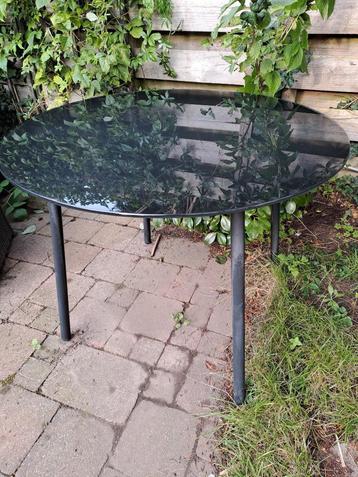 Ronde glazen tafel