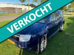 Dacia Duster 1.6 Lauréate 2wd  Nieuw APK, Voorwielaandrijving, Euro 5, Gebruikt, 4 cilinders