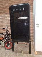 Smeg koelkast zwart met standaard, Witgoed en Apparatuur, Koelkasten en IJskasten, Ophalen, Minder dan 85 cm, 100 tot 150 liter