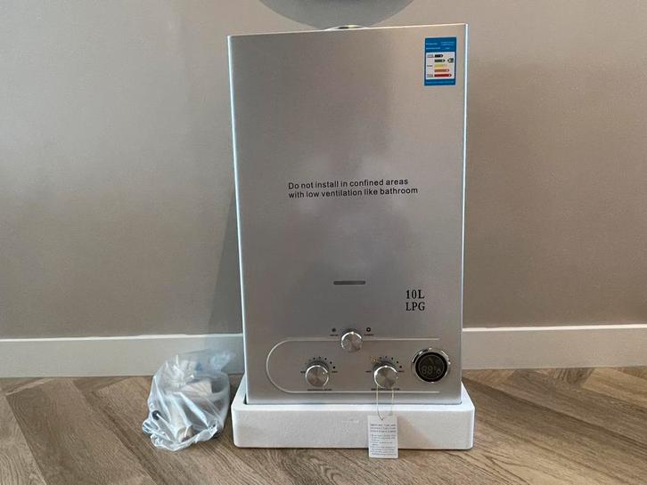 10 liter geiser LPG Butaan Propaan! Camping/chalet/bungalow., Doe-het-zelf en Verbouw, Geisers en Boilers, Nieuw, Geiser, Minder dan 20 liter